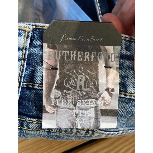 NWT Rutherford Flex Skinny Fit Jeans Size 32x33 Men’s Blue Ripped - Picture 7 of 11